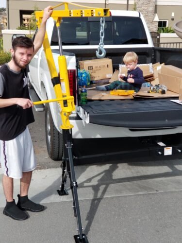 MAXXHAUL 70238 Hitch-Mounted Hydraulic Truck Crane – 1000 lb (454 kg) Capacity, Swivel Lift Arm, Adjustable Boom (500/750/1000 lb) photo review
